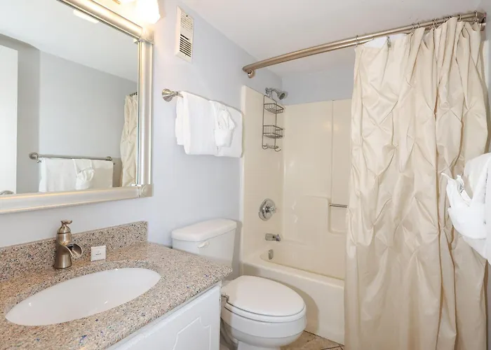 Island Winds East 307 Apartment